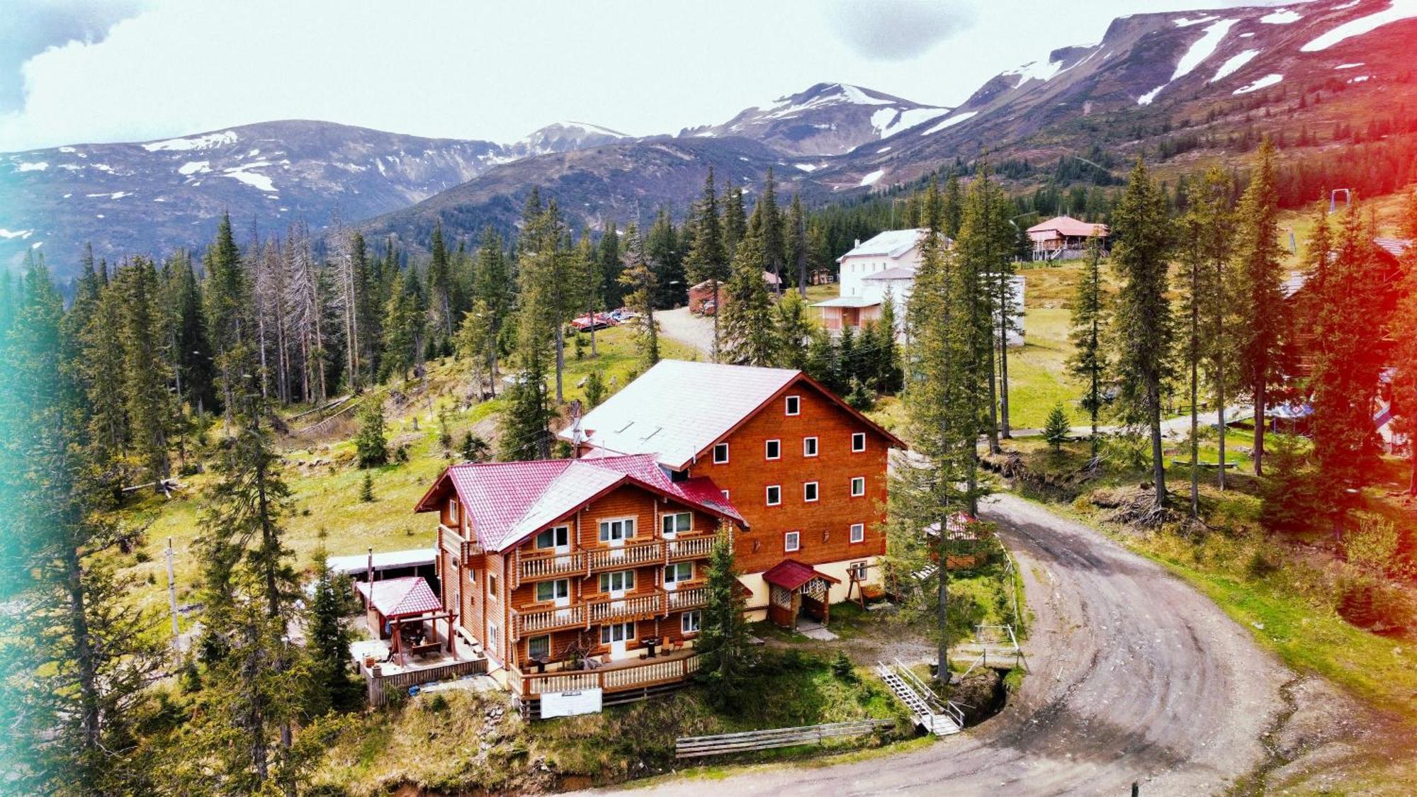 Alpin Eco Chalet & Wellness Dragobrat Luaran gambar